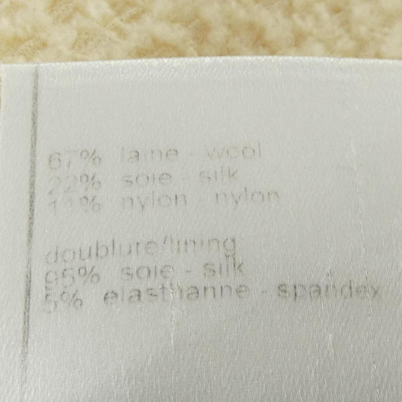 Chanel 02c Jacket Beige — view 3