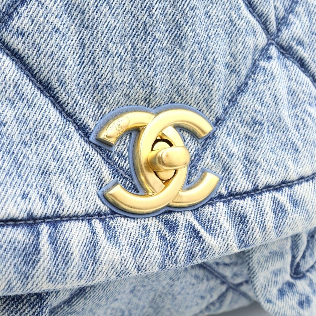 Chanel CC Logo Denim Maxi Flap Bag Handbag Bag Blue — view 6