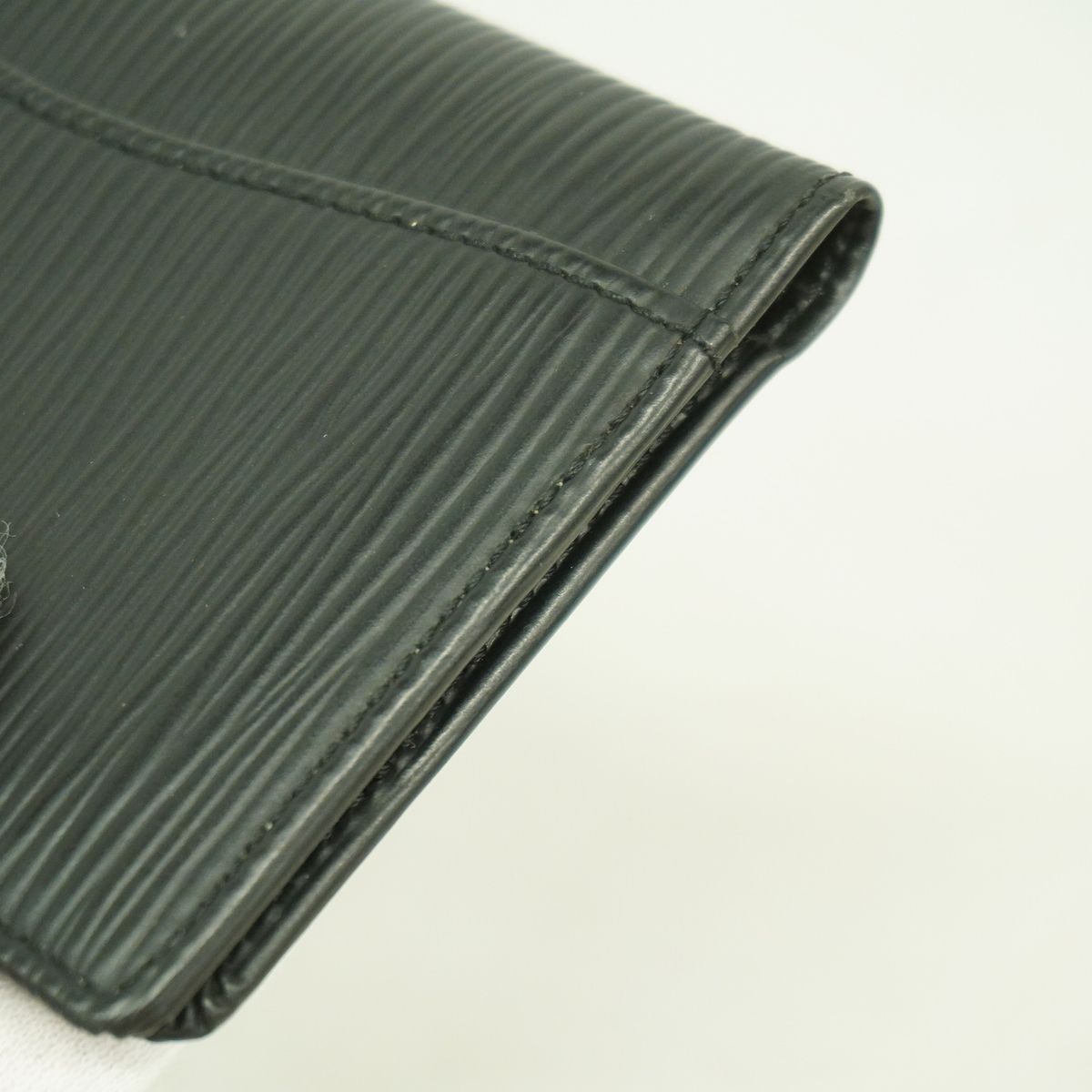 Louis Vuitton Card Case Epi Pocket Organizer Noir — view 6