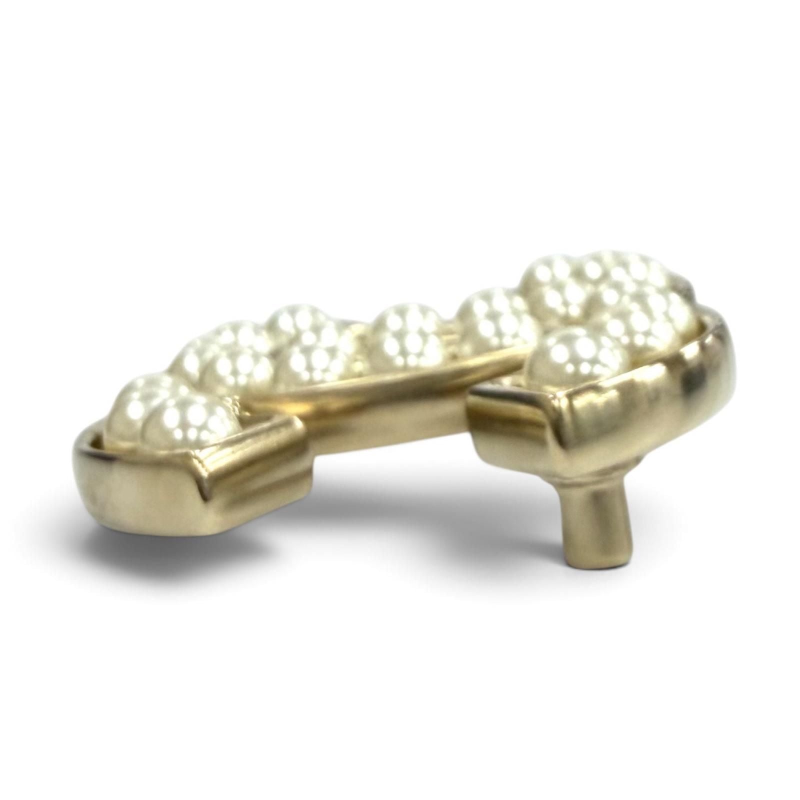 Chanel CC Logo Faux Pearl Brooch White Gold — view 4