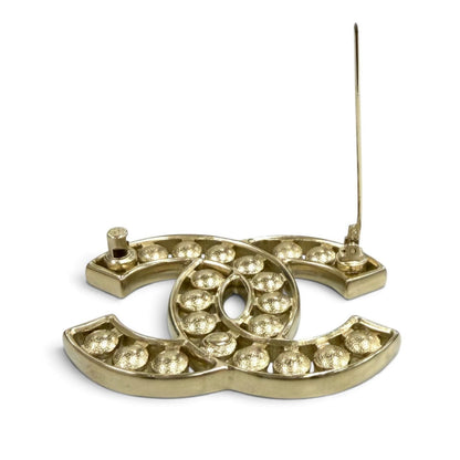 Chanel CC Logo Faux Pearl Brooch White Gold — view 5