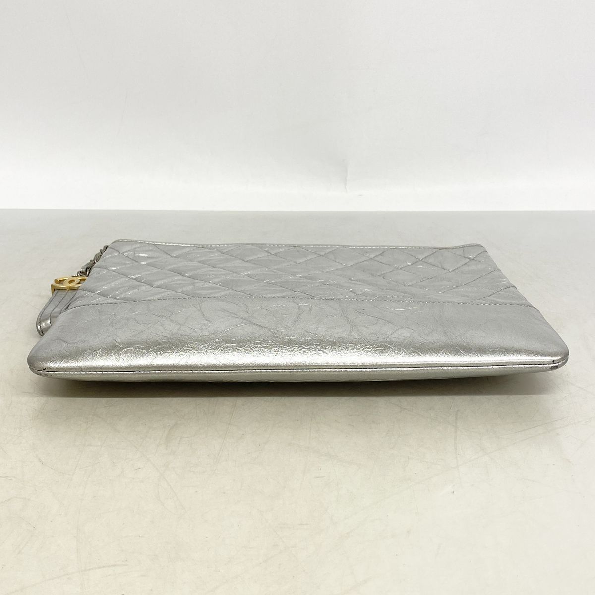 Chanel Clutch Gabrielle de Chanel Leather Silver Gold — view 3