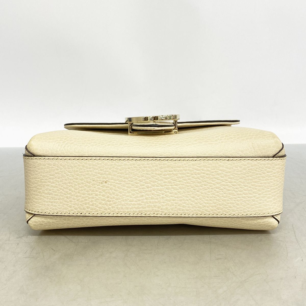 Gucci Shoulder Bag Interlocking G Leather Ivory Champagne Gold — view 3