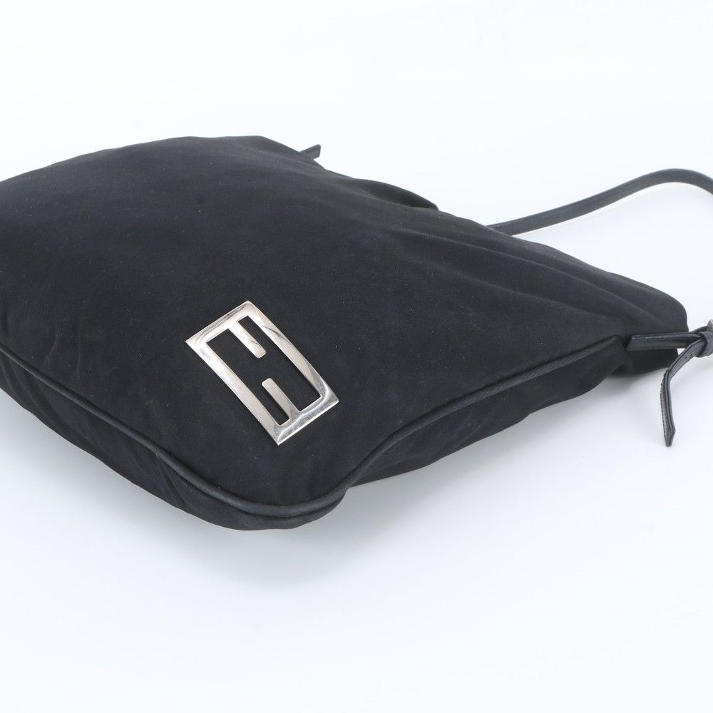 Fendi Mamma Baguette Bucket FF Logo 009 Leather Shoulder Bag — view 4