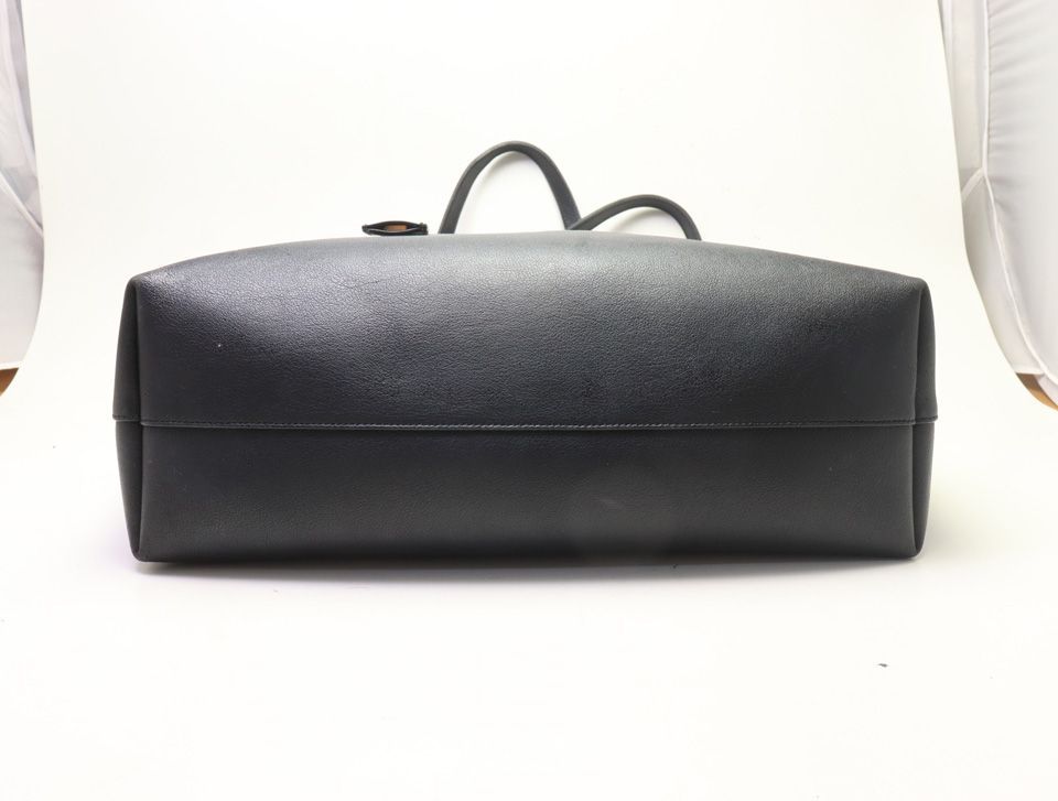 Saint Laurent Shopping Tote Bag Leather — view 3