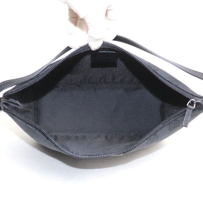 Gucci GG Canvas Pouch Black Handbag — view 4