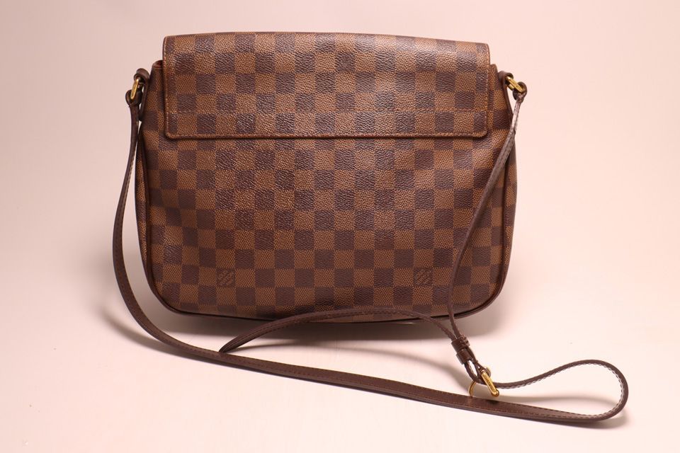 Louis Vuitton Besace Rosebery Damier Shoulder Bag — view 2