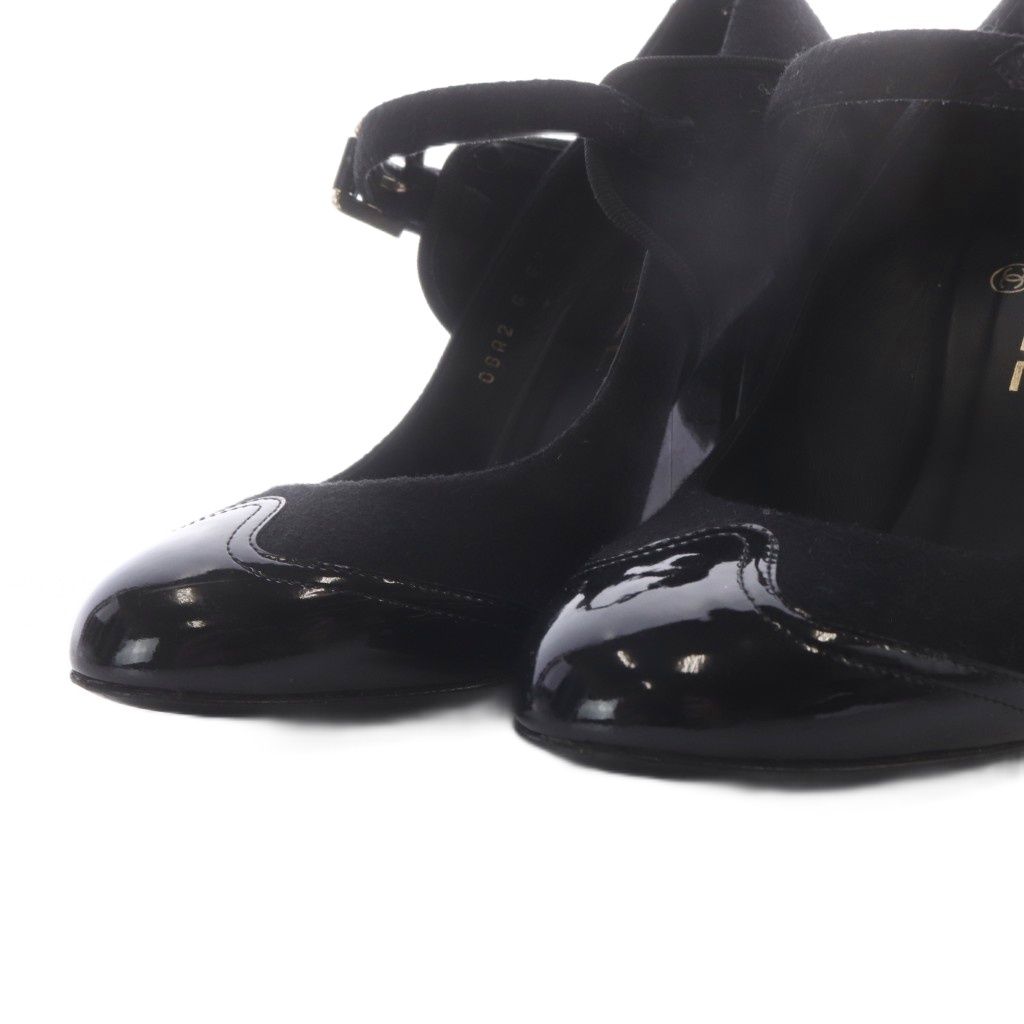 Chanel Pumps Chunky Heel CC Logo Strap Felt Patent Leather Black — view 5