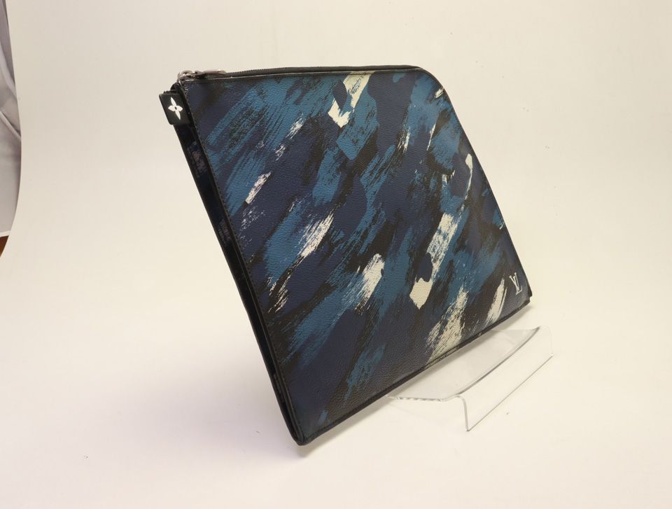Louis Vuitton Pochette Jules GM Camouflage — view 3