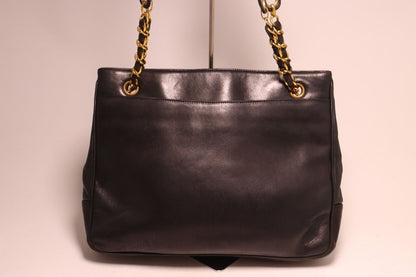 Chanel CC Logo Lambskin Chain Shoulder Bag — view 2