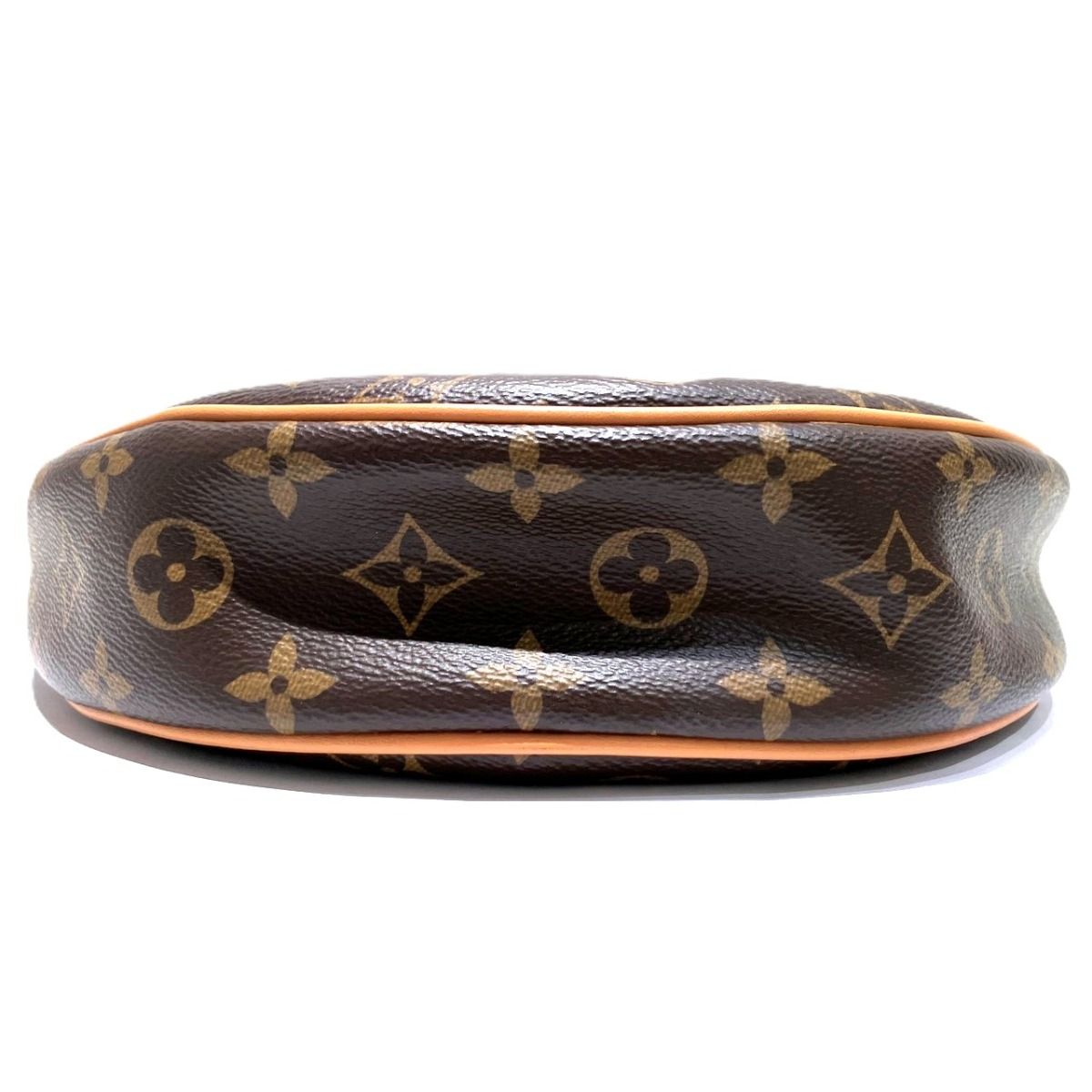 Louis Vuitton Loop Monogram Shoulder Bag Canvas — view 3