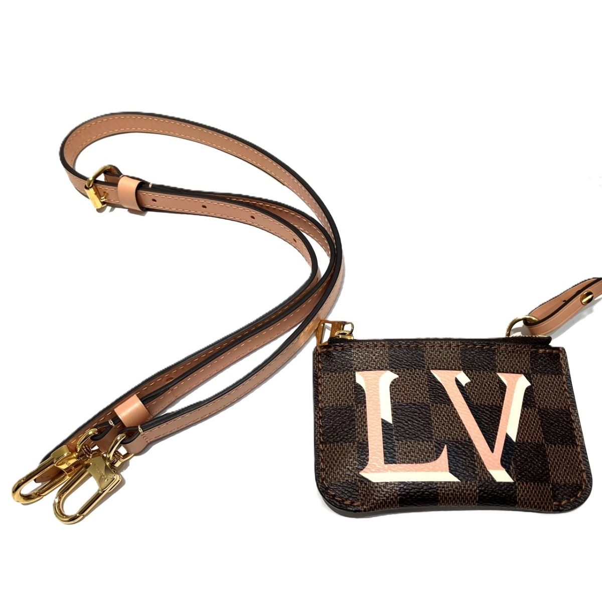 Louis Vuitton Belmont Damier Handbag Canvas — view 5