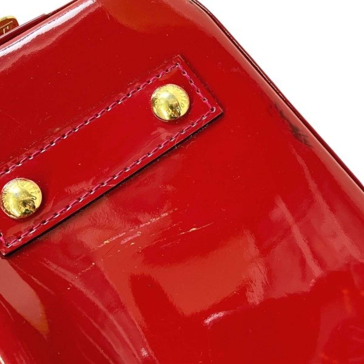 Louis Vuitton Alma BB Monogram Vernis Handbag Patent Leather — view 8
