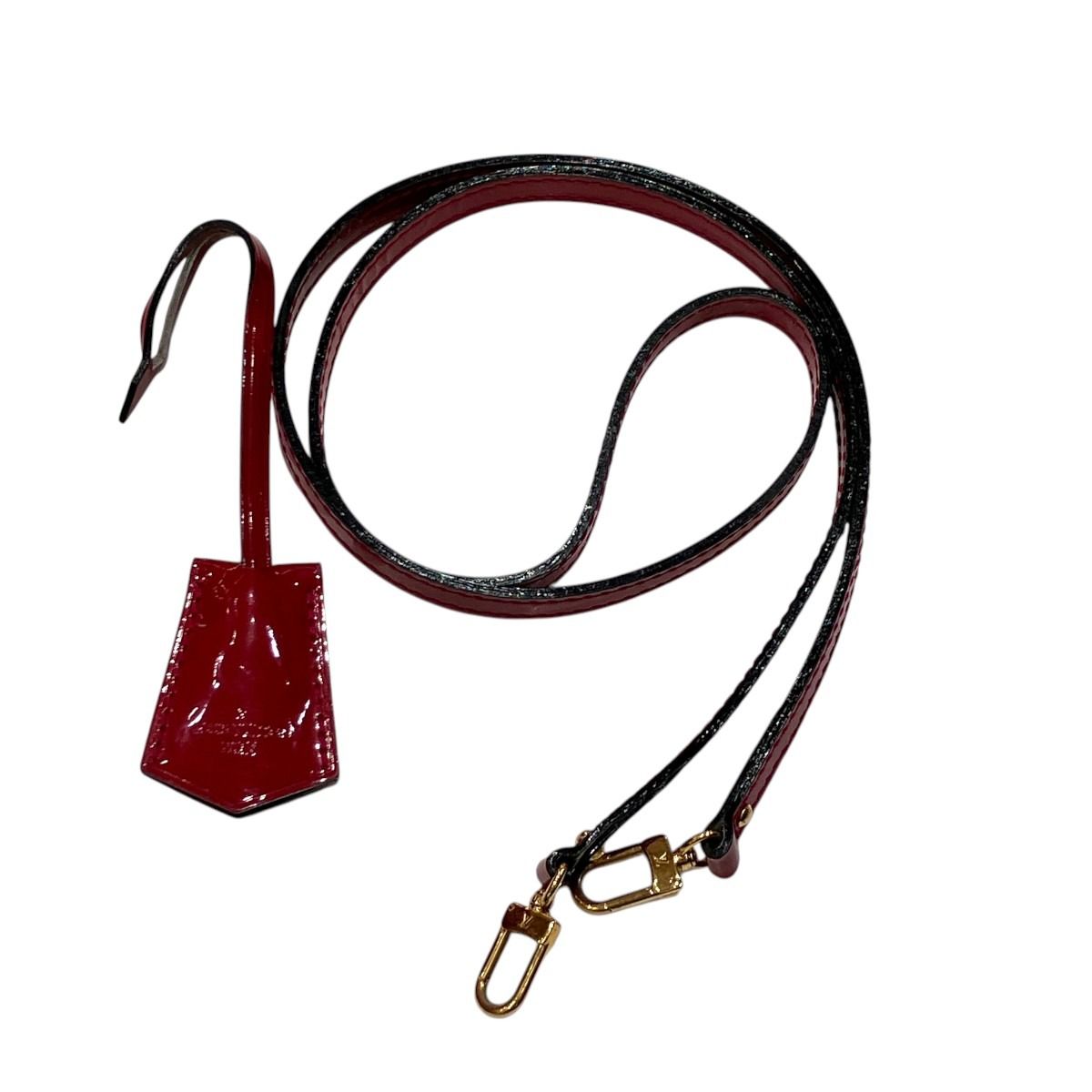 Louis Vuitton Alma BB Monogram Vernis Handbag Patent Leather — view 5