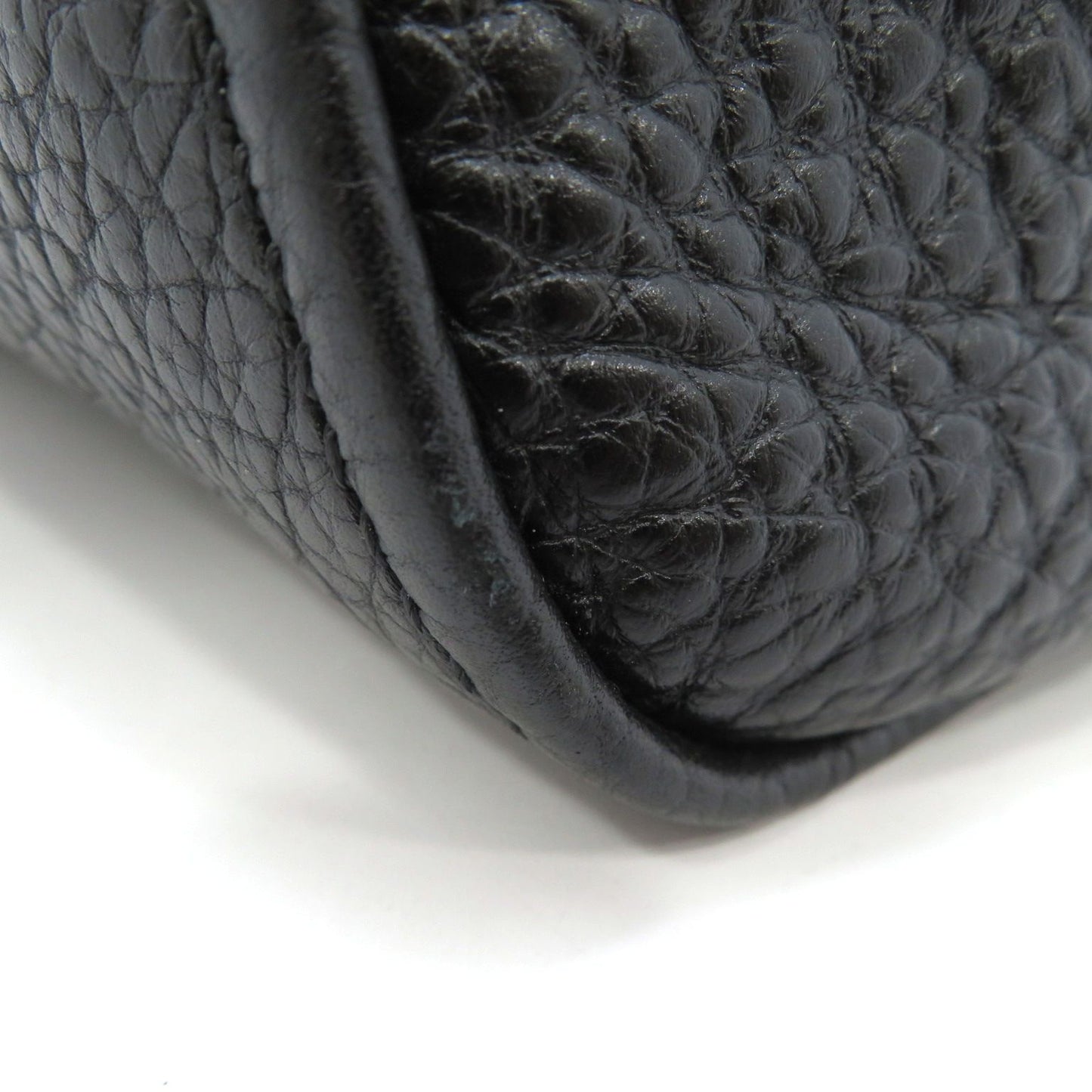 Fendi Chameleon Large 2-Way Shoulder Bag Leather Black — view 5