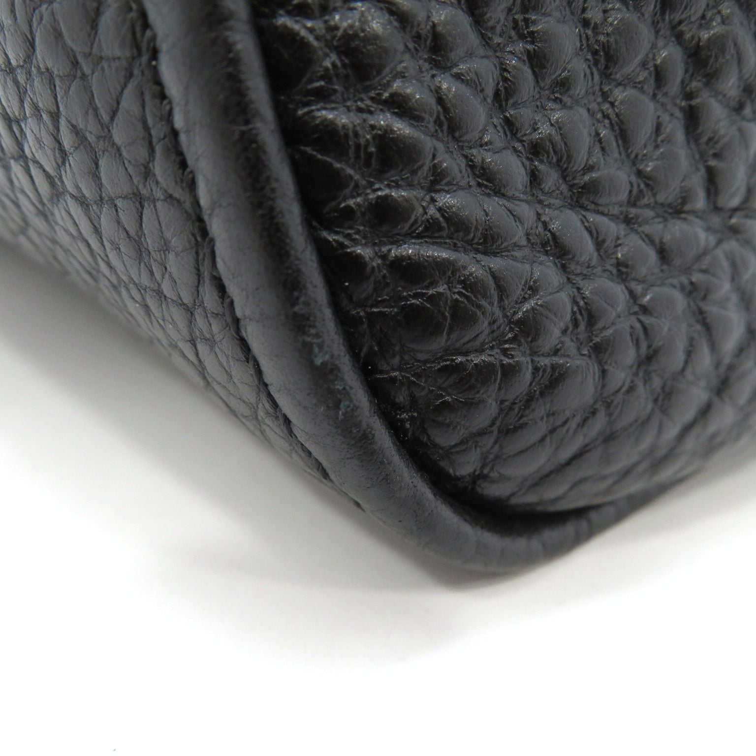 Fendi Chameleon Large 2-Way Shoulder Bag Leather Black — view 5
