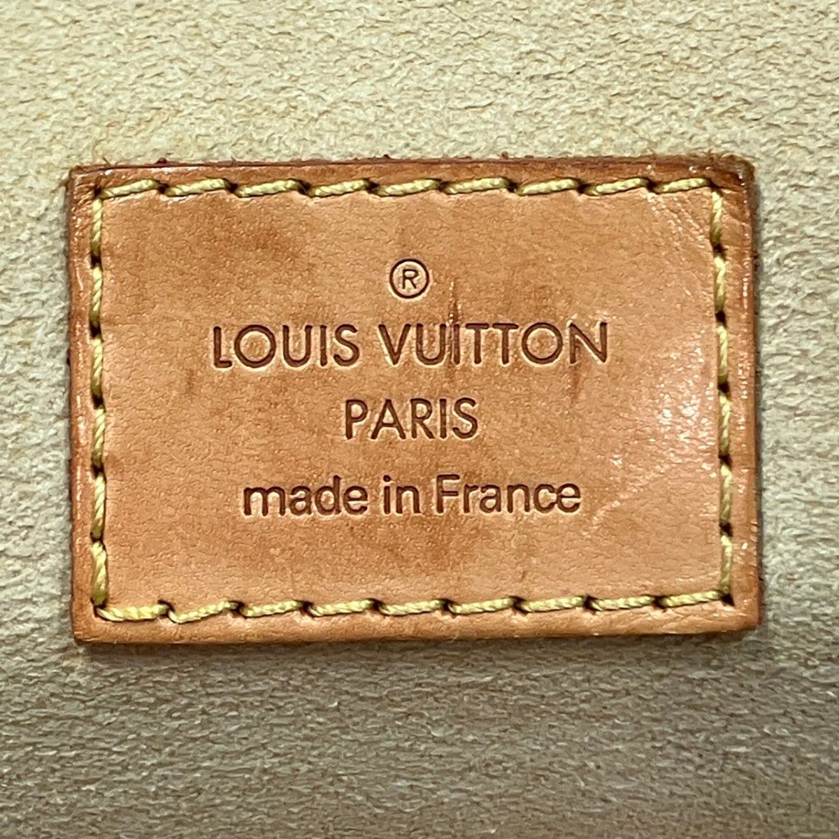 Louis Vuitton Manhattan GM Monogram Handbag Canvas — view 4
