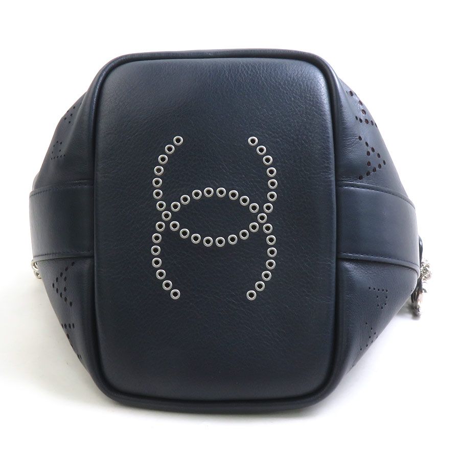Chanel Shoulder Bag Perforated — view 6