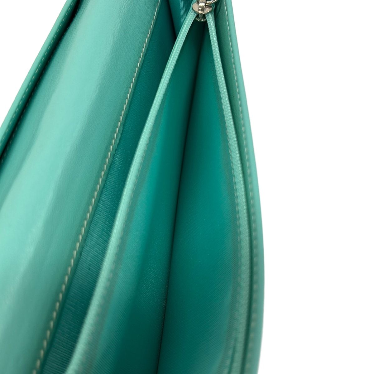 Tiffany & Co Wallet Light Blue Turnlock Leather — view 5