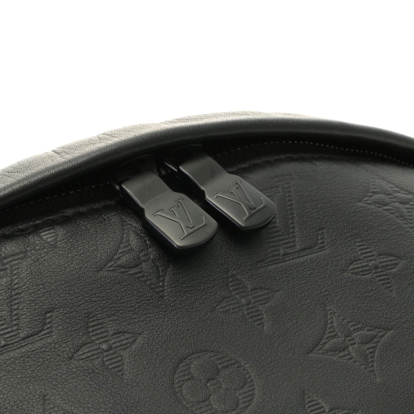 Louis Vuitton Discovery Bum Bag Monogram Shadow Noir Waist Canvas — view 6