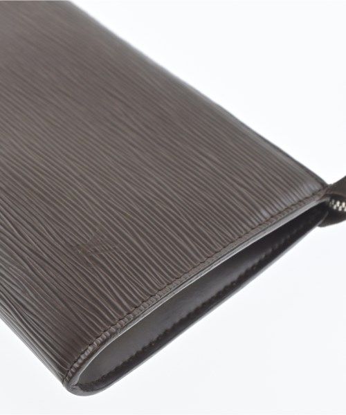 Louis Vuitton Pouch Brown — view 8