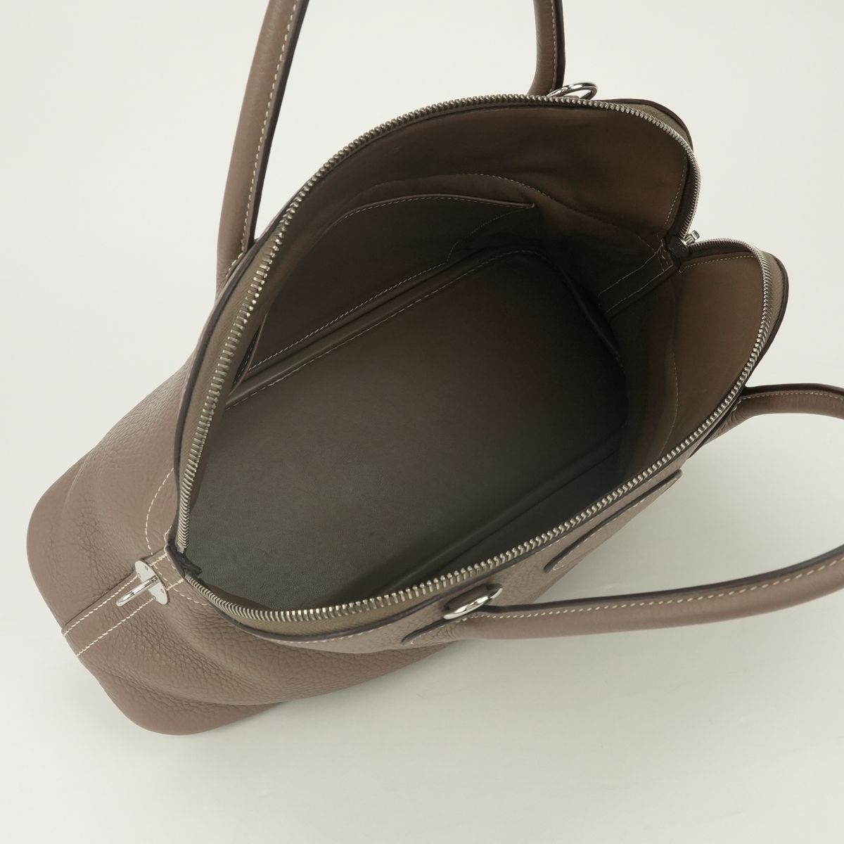 Hermes Bolide 31 Tote Shoulder Bag Taurillon Clemence Etoupe Gray Silver 2-Way — view 8