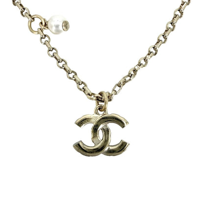 Chanel Necklace CC Logo Rhinestone Faux Pearl Gold — view 2