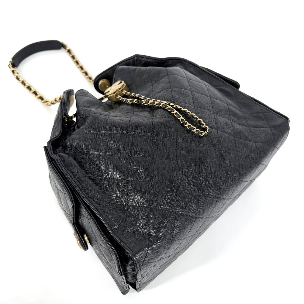 Chanel Shoulder Bag 25 Medium CC Logo Chain 25 Caviar Leather Black Gold — view 3