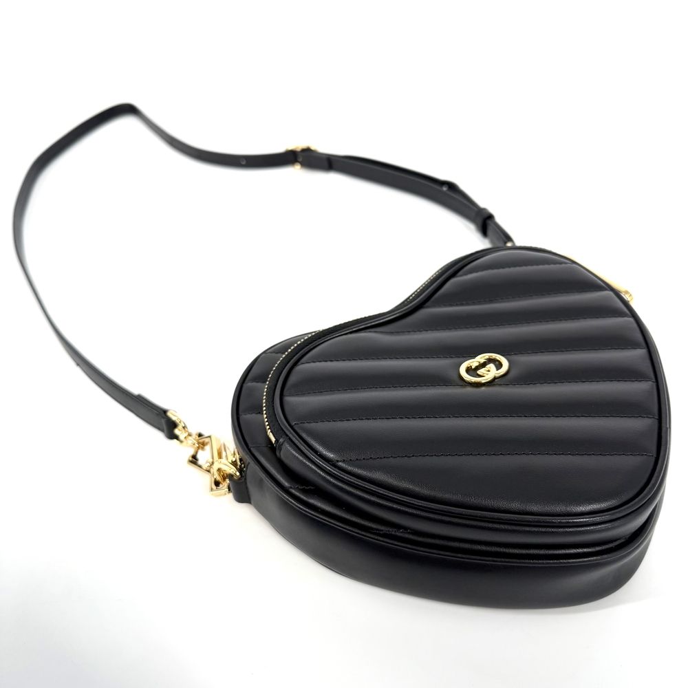 Gucci Shoulder Bag Interlocking G Heart Quilted Crossbody Leather Black Gold — view 3