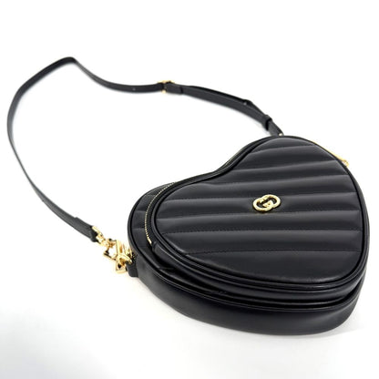 Gucci Shoulder Bag Interlocking G Heart Quilted Crossbody Leather Black Gold — view 3