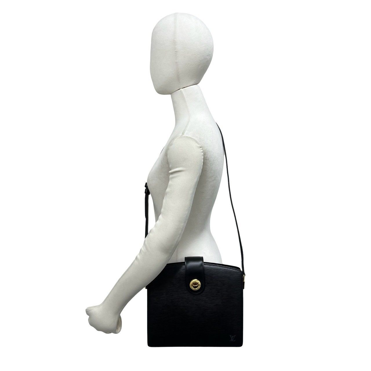 Louis Vuitton Vintage Capuchin Epi Leather Shoulder Bag Pochette Black Noir — view 2