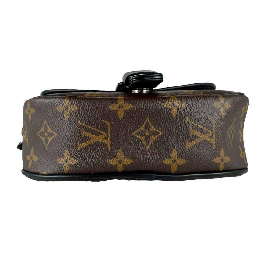 Louis Vuitton Shoulder Bag Monogram Macassar Montsouris Messenger PM — view 4