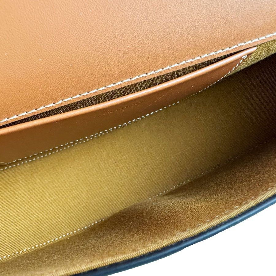 Celine Shoulder Bag Cuir Triomphe Bezas — view 5