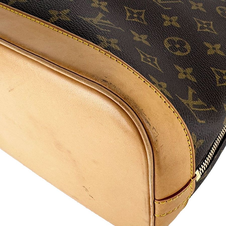 Louis Vuitton Handbag Alma — view 7