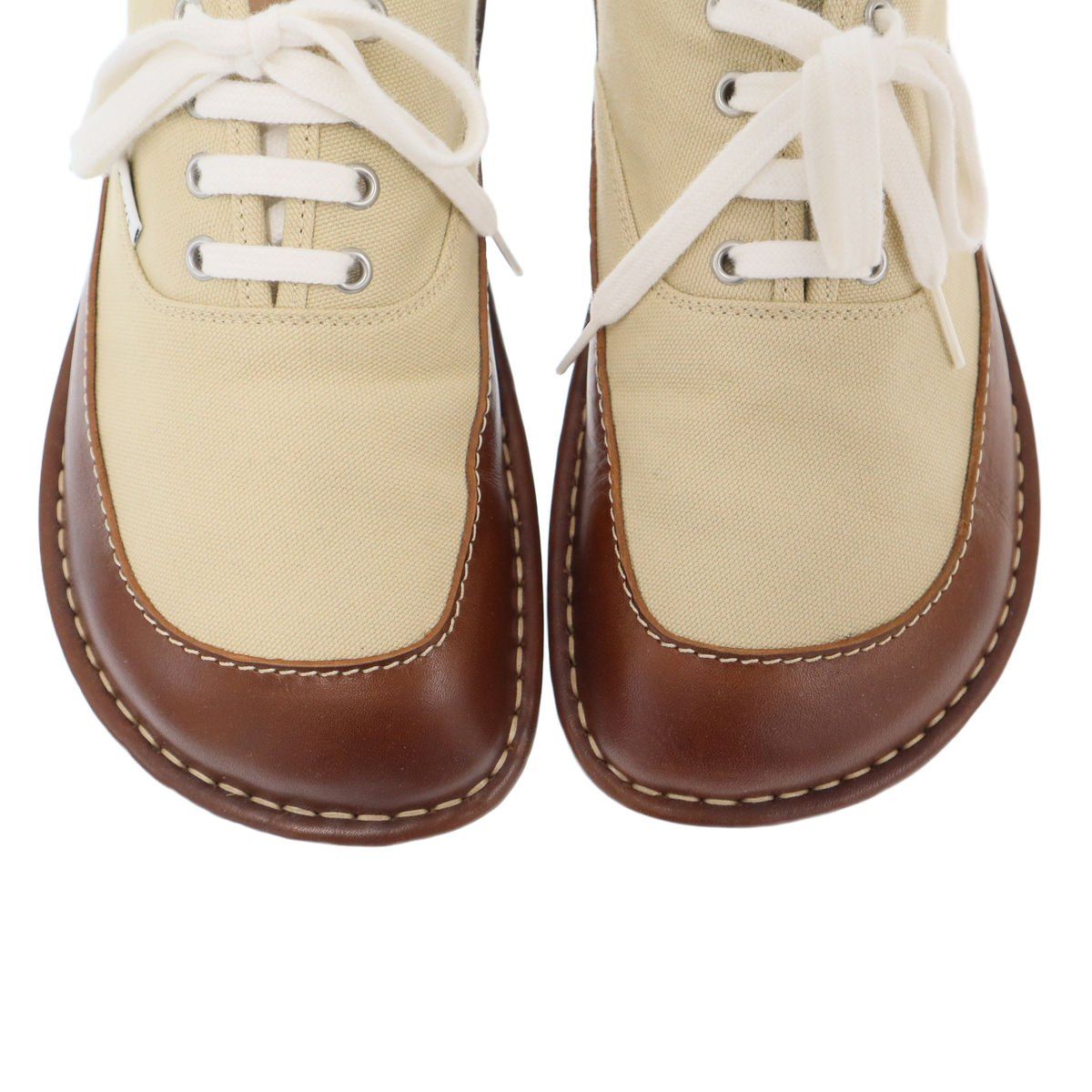 Loewe Bay Shoes Bay Lace-up Canvas Beige — view 7