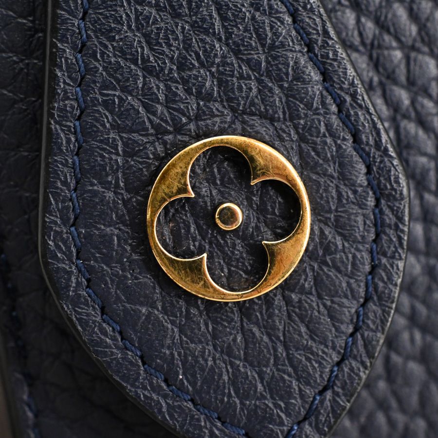 Louis Vuitton Wallet Portefeuille Comet — view 8