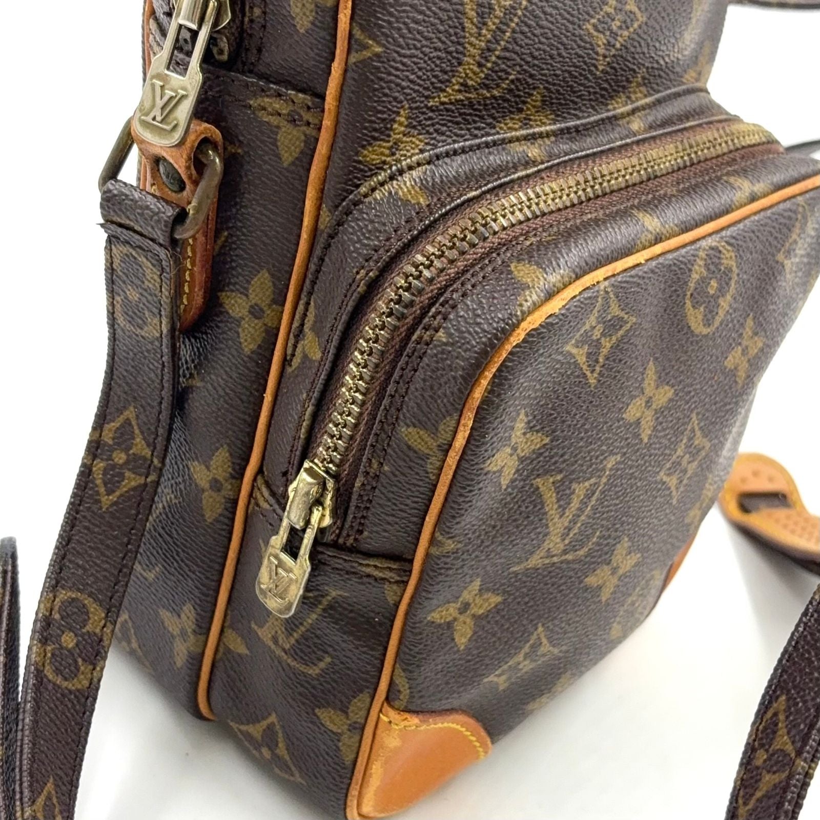Louis Vuitton Amazon Monogram Leather Brown Light Shoulder Bag Gold — view 7