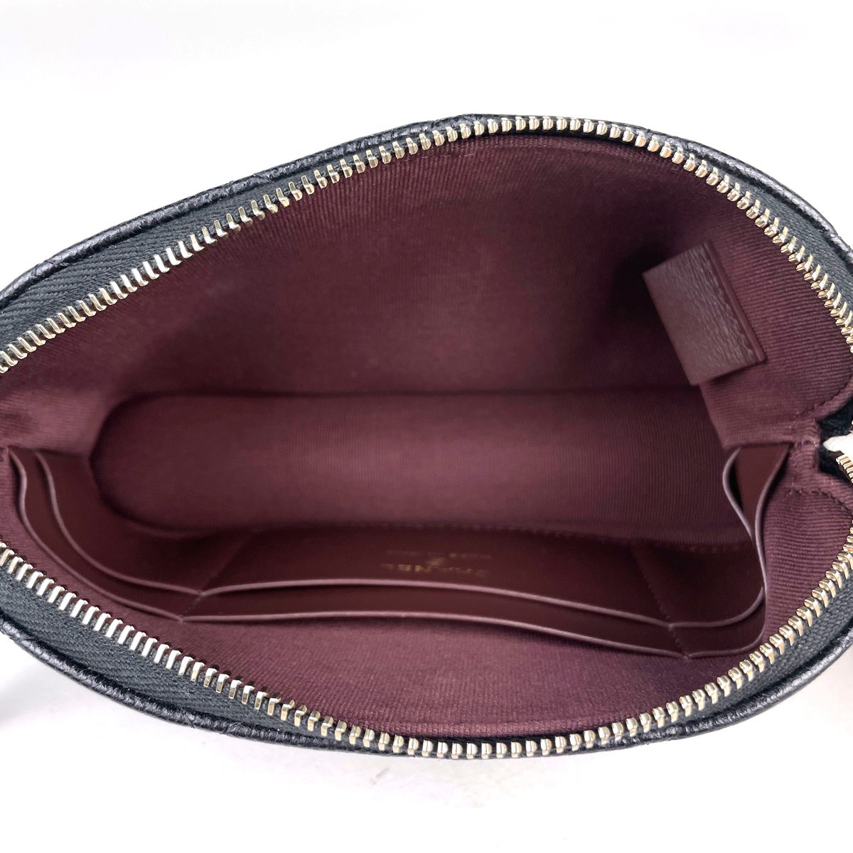 Chanel Shoulder Bag CC Logo Caviar Leather Black — view 5