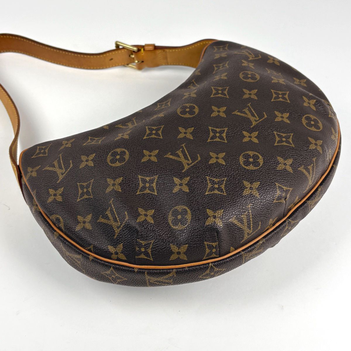 Louis Vuitton Croissant MM Shoulder Bag Monogram Brown — view 2