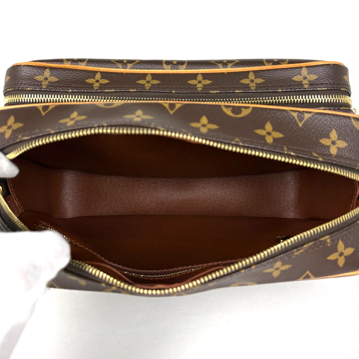 Louis Vuitton Nile Shoulder Bag Monogram Brown — view 7