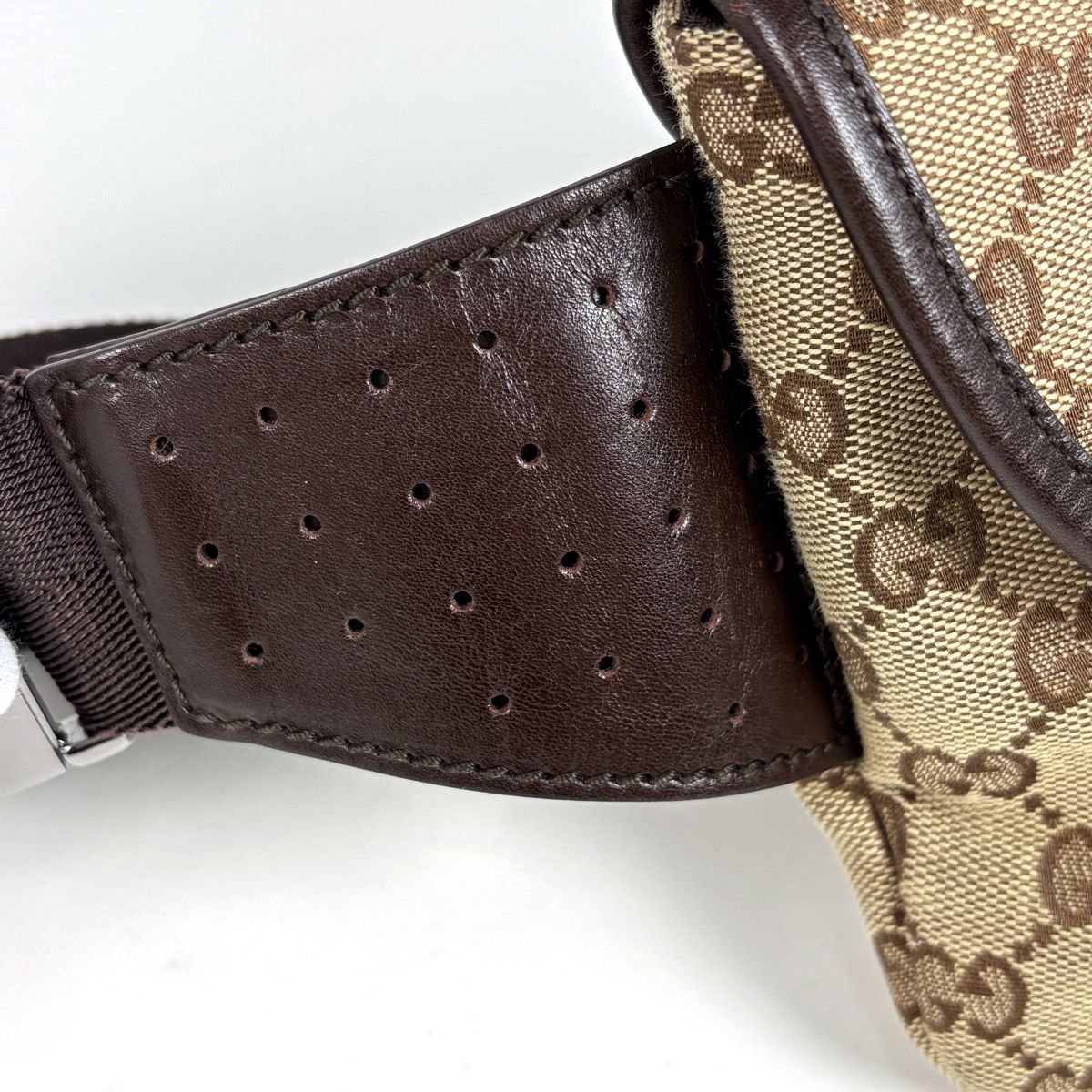 Gucci Belt Bag GG Pattern Waist Canvas Beige Brown — view 5