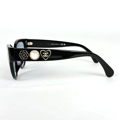 Chanel Sunglasses CC Logo Camellia Acetate Faux Pearl Black Eyewear — view 2