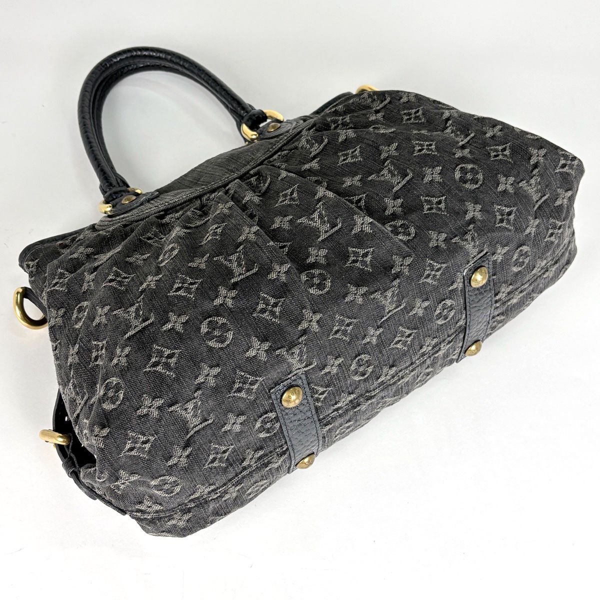 Louis Vuitton Neo Cabby MM Handbag Monogram Denim Noir — view 2