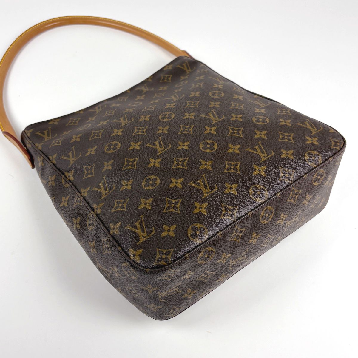 Louis Vuitton Looping GM Shoulder Bag Monogram Brown — view 2