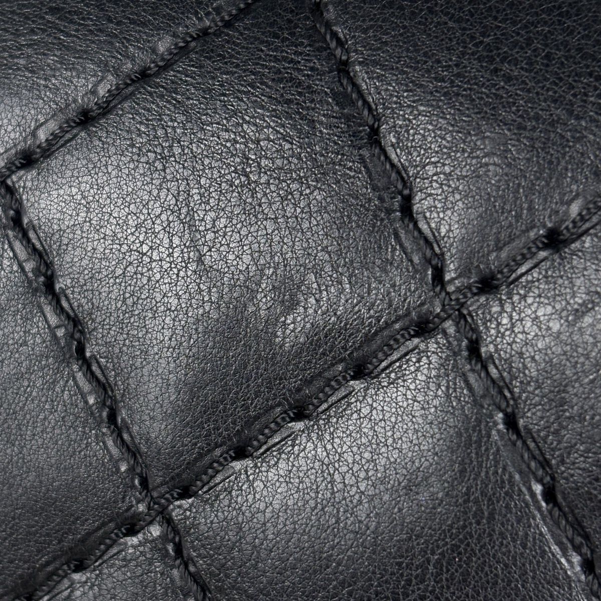 Chanel Shoulder Bag Boy CC Logo Leather Black — view 5
