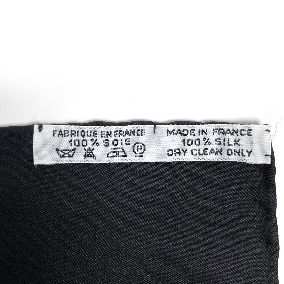 Hermes Carre 90 L'hiver en Poste Scarf Winter Mail Carriage Silk Black — view 2