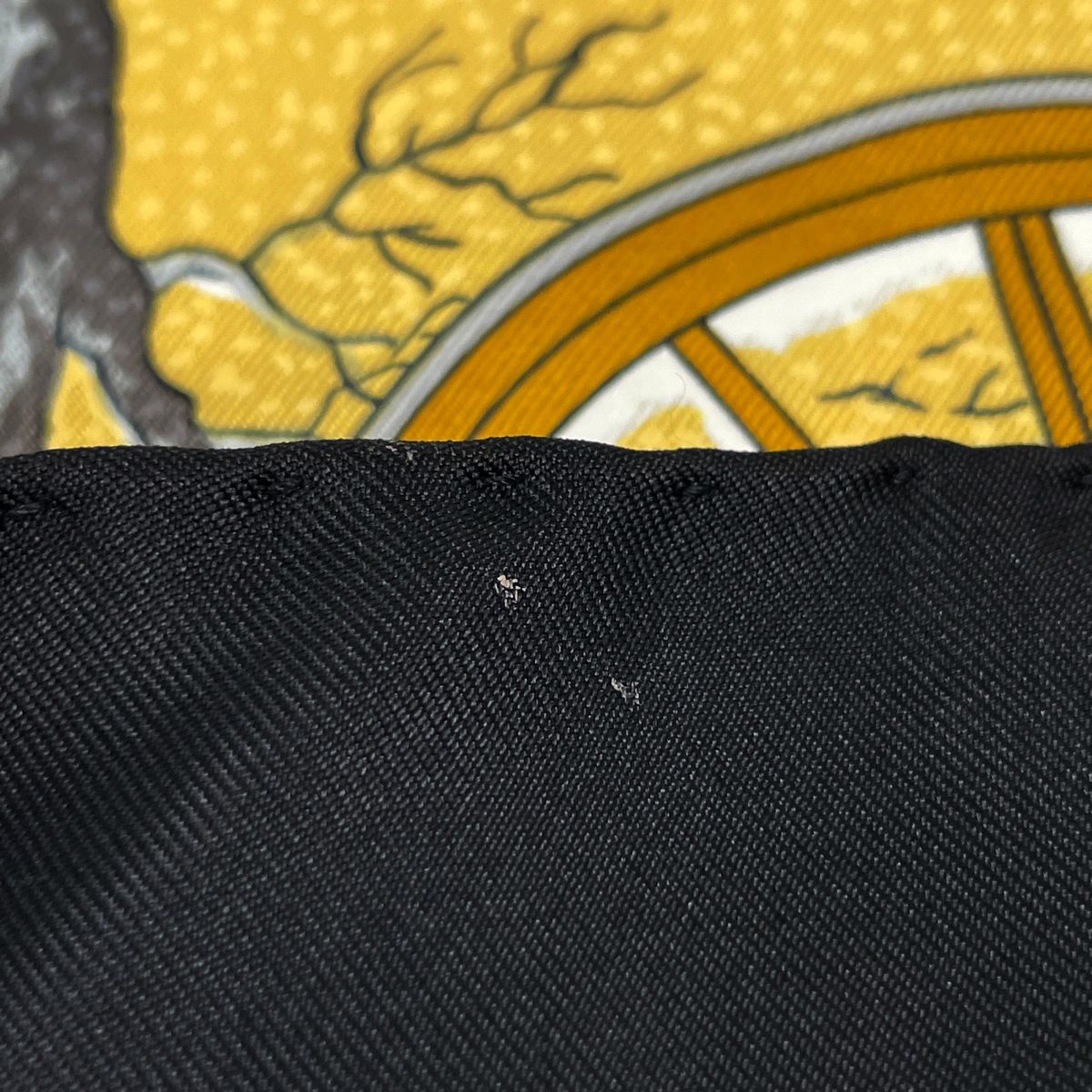 Hermes Carre 90 L'hiver en Poste Scarf Winter Mail Carriage Silk Black — view 5