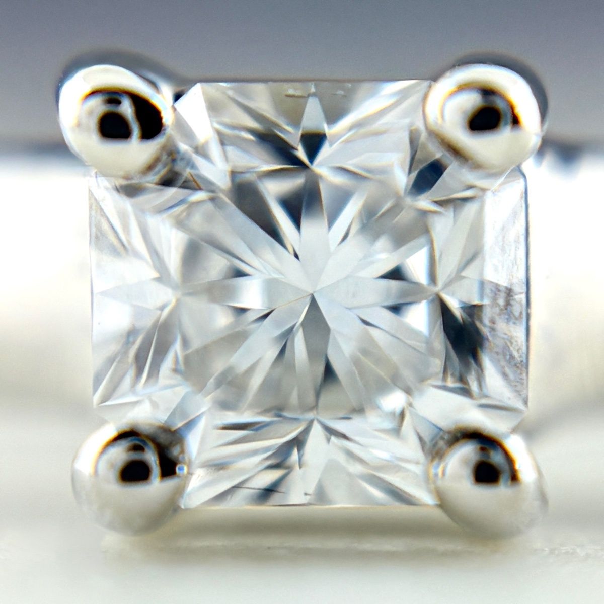 Tiffany & Co Diamond Platinum Ring — view 2