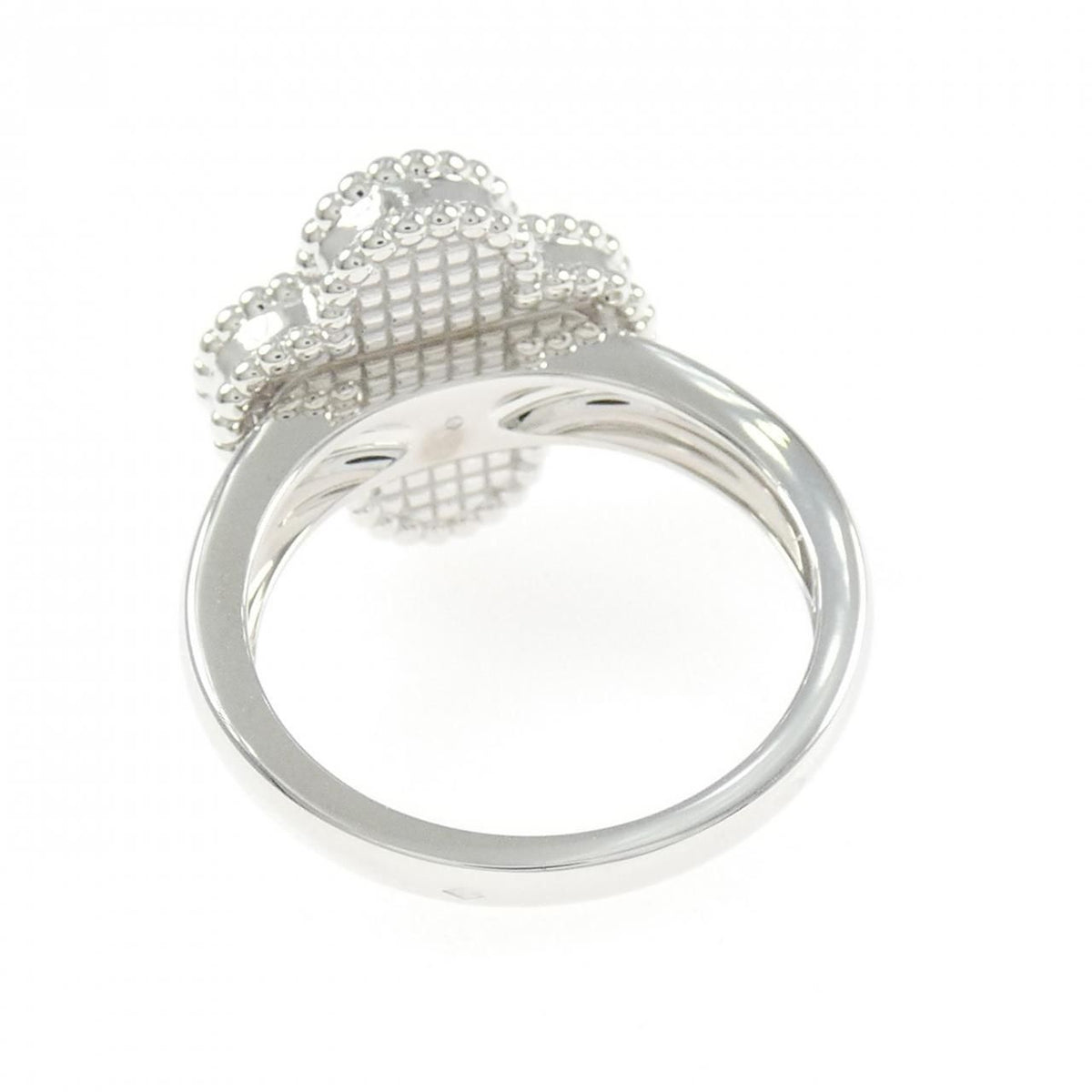 Van Cleef & Arpels Vintage Alhambra Ring — view 3