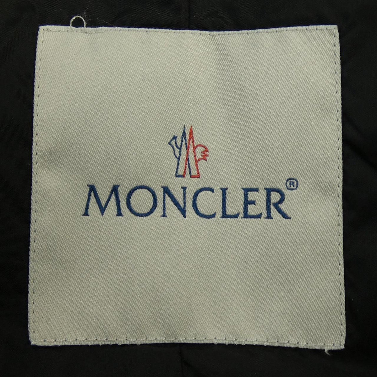 Moncler Loeill Down Jacket — view 5